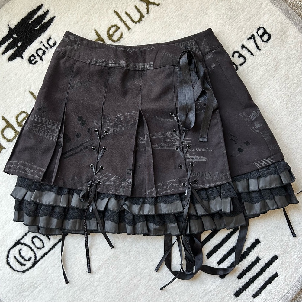 Elegant Black Layered Women's Skirt